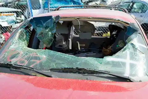 Oxnard Auto Glass Repair in Oxnard