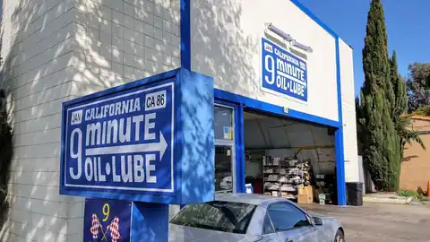 Nine Minute Oil & Lube in Palo Alto