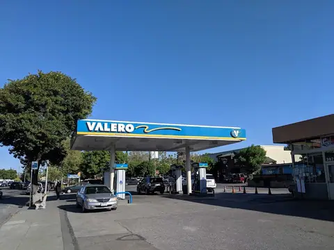 Valero of Palo Alto in Palo Alto