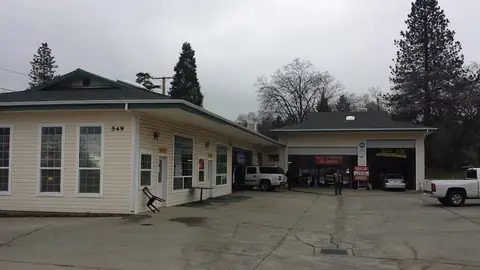 Smog Busters (C&J Service Center) in Paradise