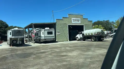 Twin Oaks Garage & Diesel Services in Penngrove