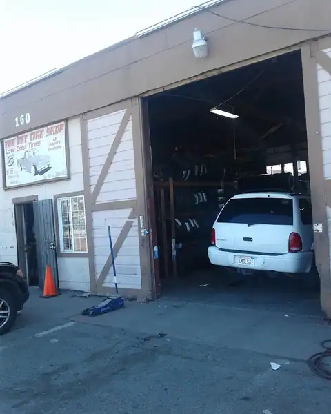 El Camino Tire Shop in Pittsburg