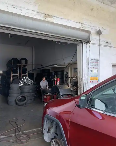 Express Tires in Pittsburg