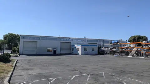 Tony's Auto Repair in Pittsburg