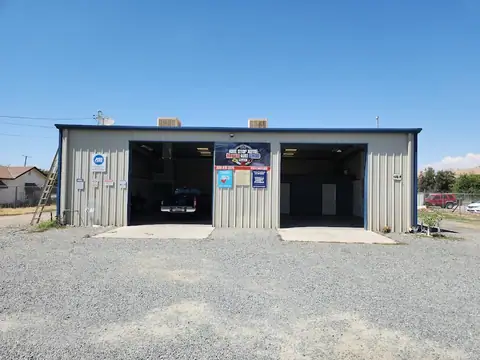 ONE STOP AUTO REPAIR AND SMOG CHECK in Porterville