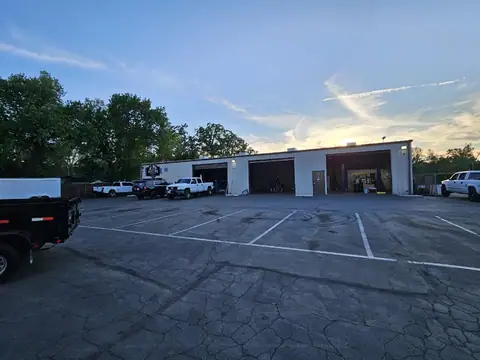 Mathis Automotive & Fleet Care LLC in Redding