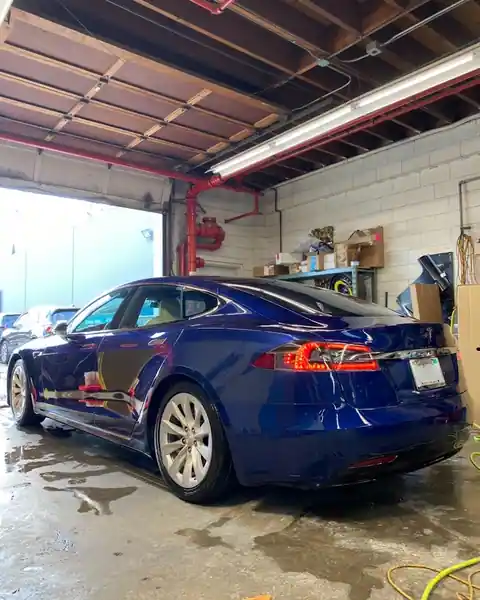 Benz Auto Body in Redwood City