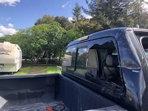 Peninsula Auto Glass in Redwood City