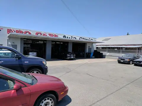 Pro Care Auto Clinic in Redwood City