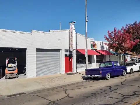 Powells hot rod shop and collision repair in Reedley