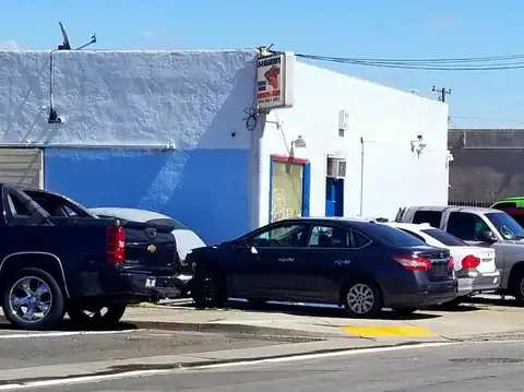 A-1 Martin's Autobody & Frame in Richmond