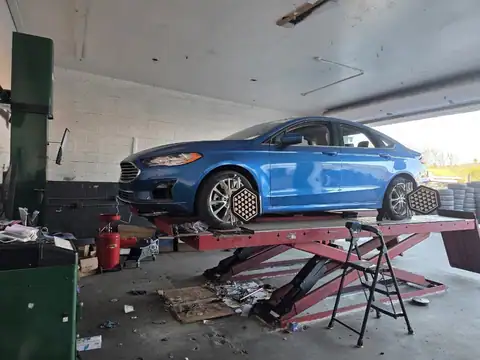 NOOR TIRES AND WHEELS in Richmond