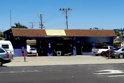 Nano's Auto Repairs in Richmond