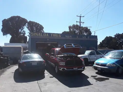 Sinaloa Tires in Richmond