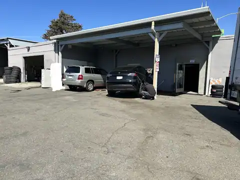 Tires Zee in Richmond