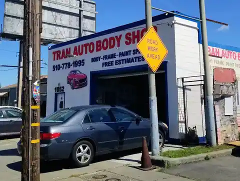 Tran Auto Body Shop in Richmond