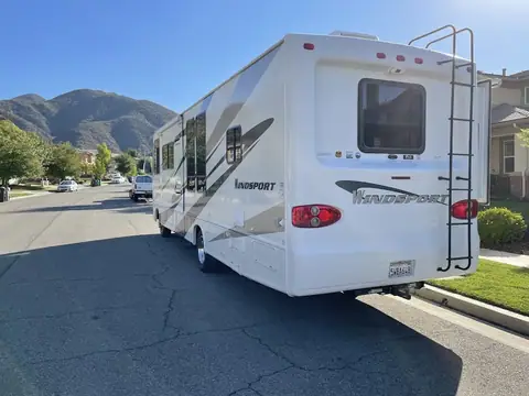 Lindustries RV Services, Inc in Ridgecrest
