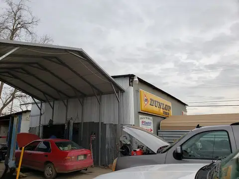 Iniguez Tire & Auto Repair in Riverdale