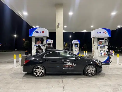 Singh's Auto Garage in Rodeo