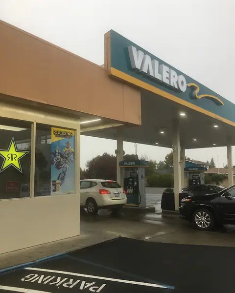 Rohnert Park Valero in Rohnert Park