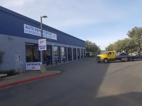 AAA Roseville Galleria Auto Repair Center in Roseville