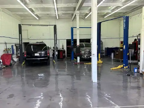 Jesse James Auto Repair in Roseville