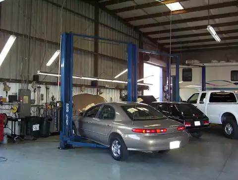 Polar Bear Auto Care in Sacramento