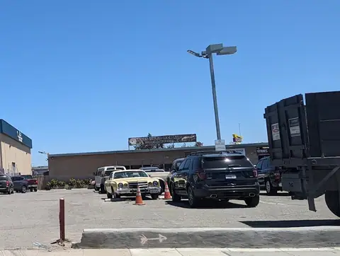 Luis Auto Repair in Salinas