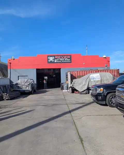 Reyes Automotive in Salinas
