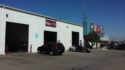 S & M Auto Body & Repair in Salinas