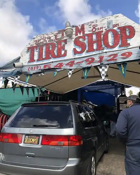 J & M Tire Shop in San Diego