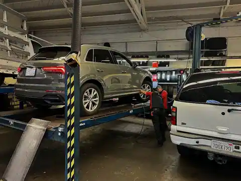 B & W Service Center in San Francisco