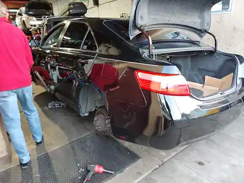 Alfredo's Auto Repair and Body LLC in San Mateo