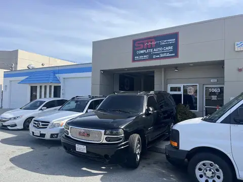SM Motors & Body Shop in San Mateo