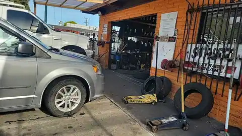 Cerna's Tire & Auto Repair in San Pablo