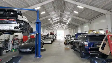 Whitman's Auto Body in San Rafael