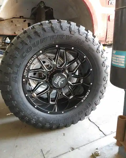 Serpa's Auto & Tires in Sanger