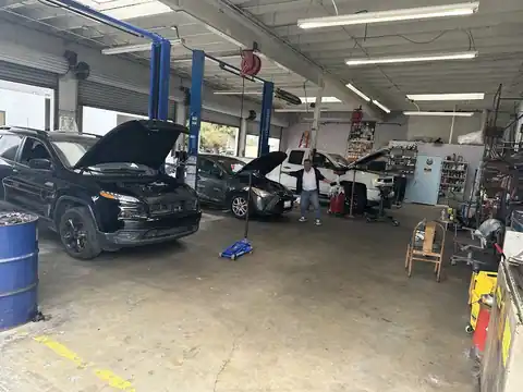 Auto repair in Santa Ana, CA