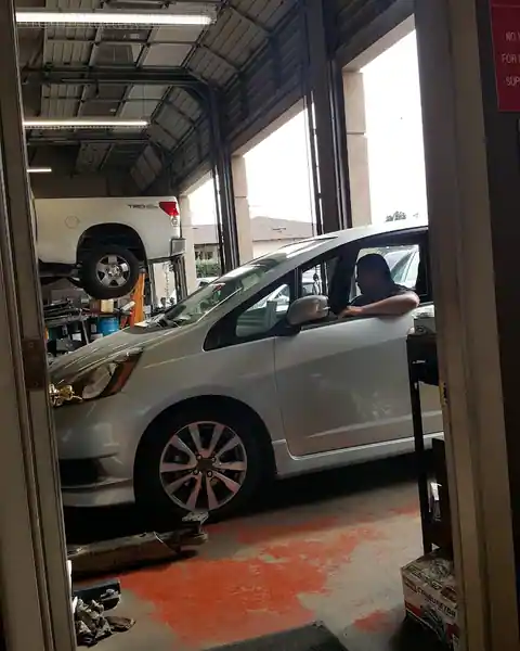 Autocare Express in Santa Ana