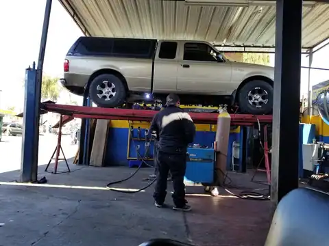 Contreras Auto Repair in Santa Ana
