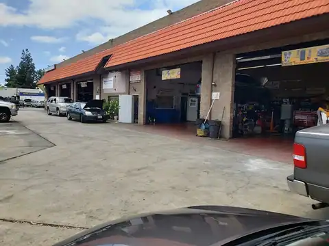 Nava's Auto Service in Santa Ana