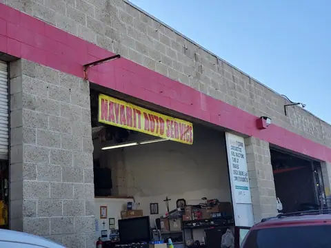 Nayarit Auto Service in Santa Ana