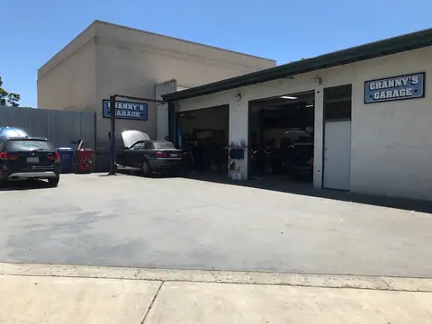 Granny's Garage in Santa Barbara