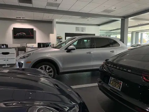 Porsche Stevens Creek Service and Parts in Santa Clara