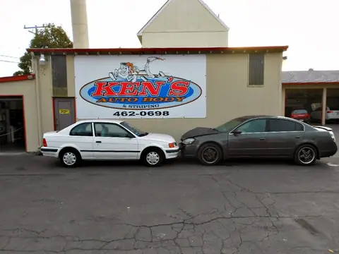 Ken's Auto Body & Striping in Santa Cruz