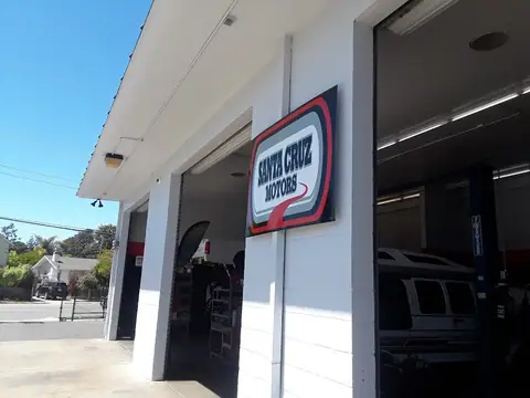 Santa Cruz Motors in Santa Cruz
