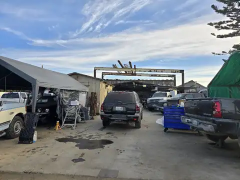 O & M Auto Body in Santa Maria
