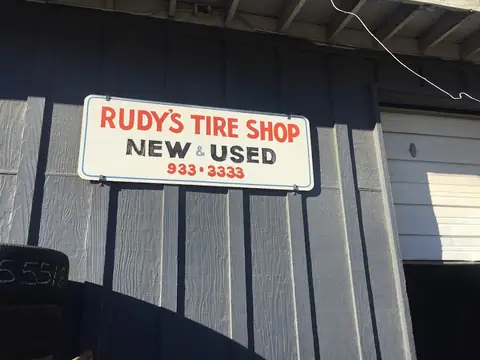 Rudy’s tire shop in Santa Paula