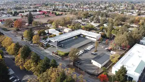 Guanella Auto Body in Santa Rosa