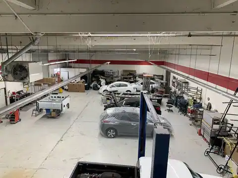 J & J Auto Body in Santa Rosa